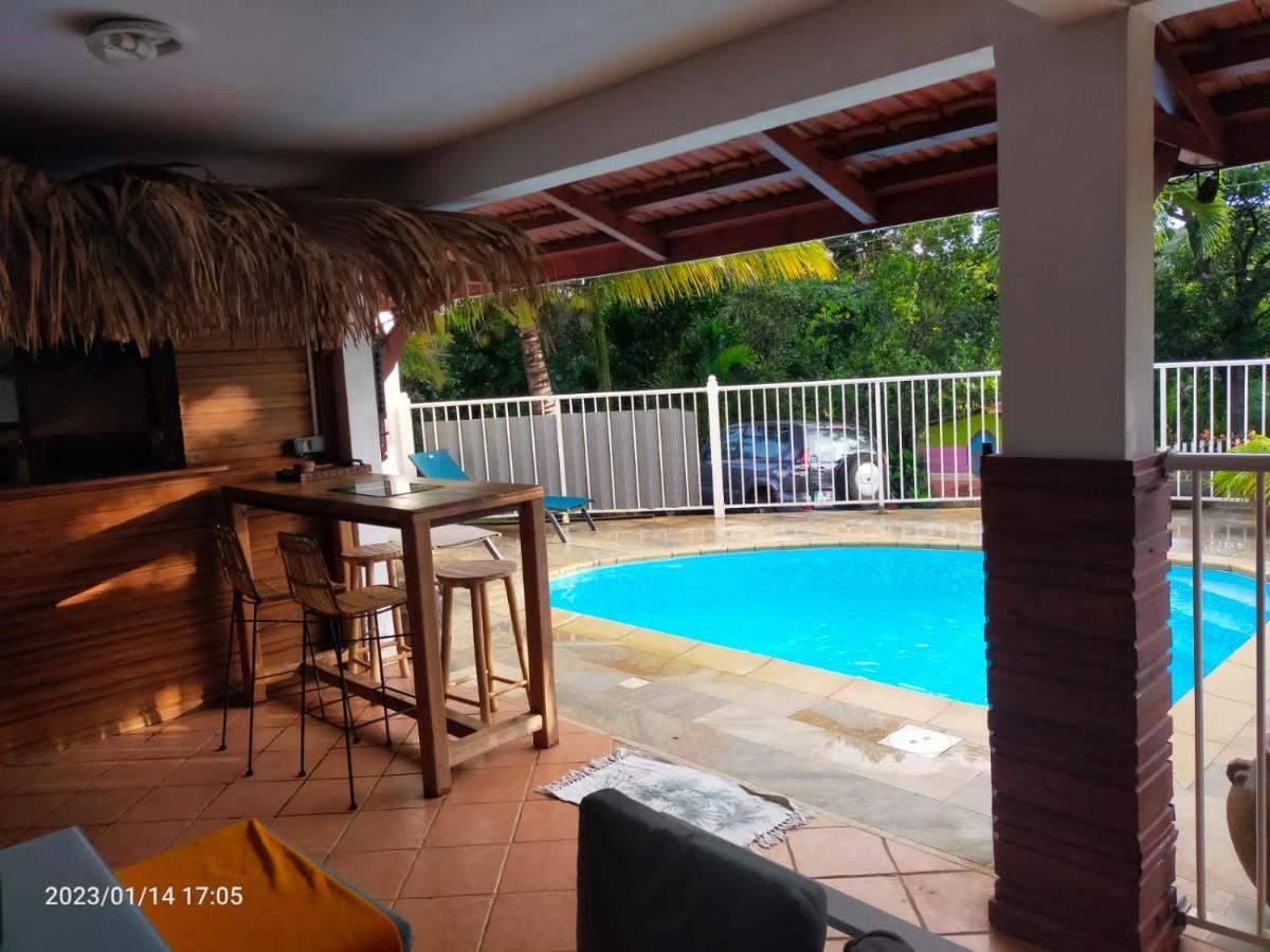Douceur Des Hauteurs Bas De Villa, Piscine Privee Sainte-Luce Kültér fotó
