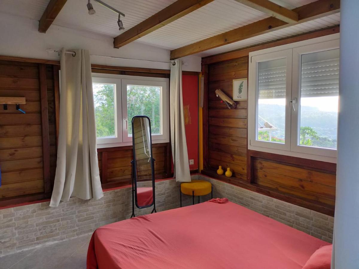 Douceur Des Hauteurs Bas De Villa, Piscine Privee Sainte-Luce Kültér fotó